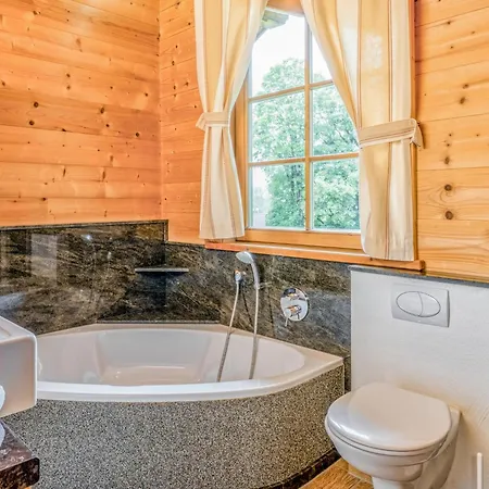 Idylle Am Waldrand *